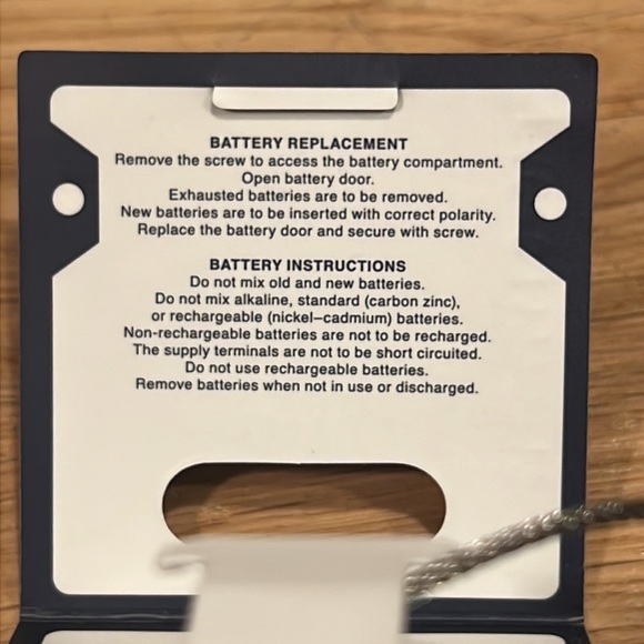 NWT Star Wars Galaxy’s Edge Sith Probe Light Up Keychain - Picture 4 of 7